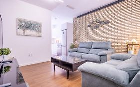 BC4 Renovado, Cómodo y Moderno. Junto a Macarena y Parlamento